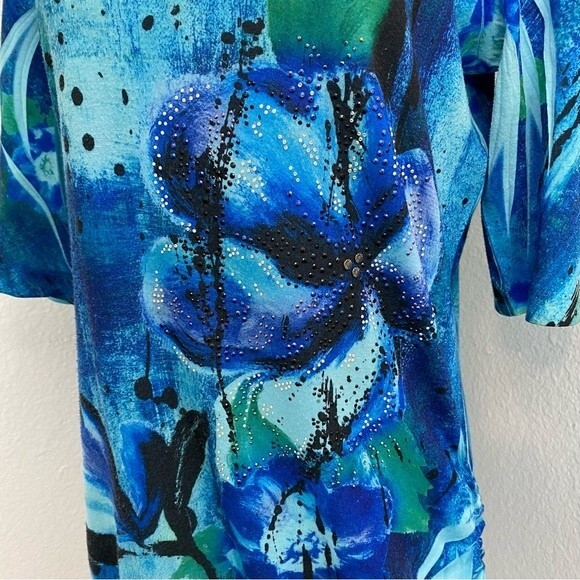 Blue Aqua Black Floral Abstract Sparkle Studded Short Sleeve Scoop Neck Top SZ L - Picture 4 of 11